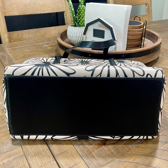 Kate Spade medium Rosa Daisy tote bag EUC - Picture 4 of 7